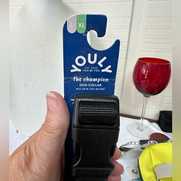 Dog bundle collar water bowl treat carrier - Picture 3 of 5